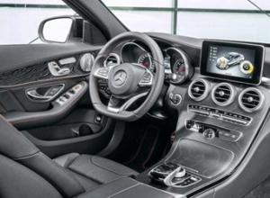 "Горячий" седан Mercedes-Benz C450 AMG Sport от 59 976 евро