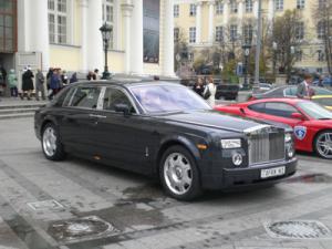 В России растет продажа люксовых автомобилей