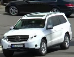 Новый Mercedes-Benz GLS  сняли на камеру