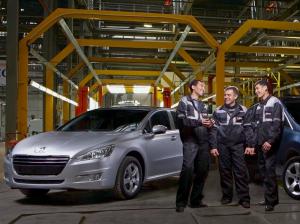 В России стартуют продажи казахских Peugeot и JAC