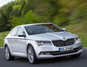 Дилеры Skoda готовятся к продажам нового  Superb