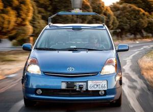 В Японии стартовали дорожные испытания беспилотного такси