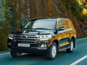 Продажи нового Toyota Land Cruiser 200 от 2 999 000 рублей