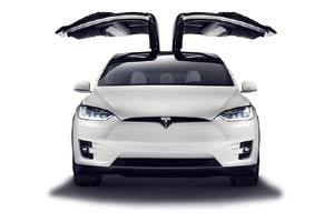 Новая Tesla Model X поражает своей новизной!