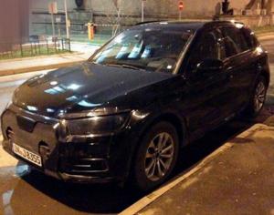 В Москве на мобильный телефон сняли новый Audi Q5 