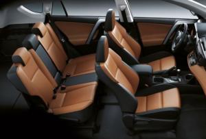 Стартовали продажи Toyota RAV4  "Престиж Black" от 1 872 000 рублей