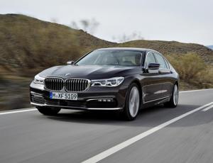 В России стартуют продажи BMW 7-Series M Driver’s Line от 6,6 млн. рублей