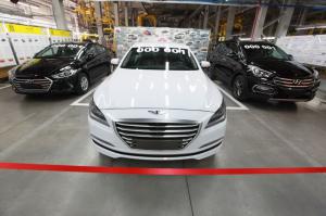 В Калининграде стартовал выпуск Hyundai Genesis, Santa Fe Premium и  Elantra