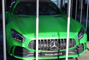 Обзор "Зеленого змея" - Mercedes-Benz AMG GT R 2017 года, фото и цена