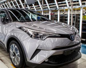 Стартовало серийное производство кроссовера Toyota C-HR