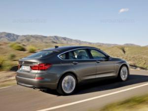 BMW возобновит поставки моделей в Россию, обойдя закон о кнопке ЭРА-ГЛОНАСС