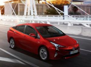 Стартовали продажи нового Toyota Prius от 2 112 000 рублей