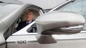 Lexus создал уникальный седан для 100-летнего покупателя. ФОТО