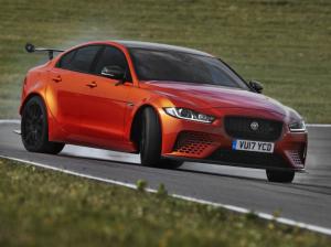 Jaguar представил самый быстрый седан. ФОТО