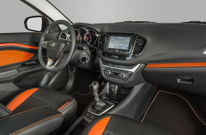АвтоВАЗ рассекретил оранжевый интерьер кроссовера Lada Vesta SW Cross. ФОТО