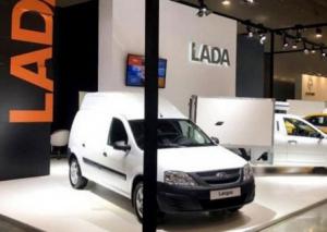 АвтоВАЗ представил Lada Largus с высокой крышей. ФОТО