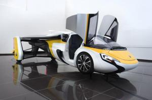 Словаки представили во Франкфурте летающий AeroMobil 4.0