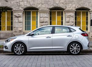 Корейцы представили новый хэтчбек Hyundai Solaris