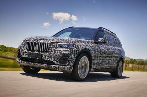 Журналисты рассекретили новый BMW X7