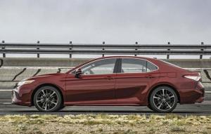 Питерские Toyota Camry будут собираться из российских материалов