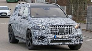 Шпионы сняли дорогой кроссовер Mercedes-Maybach GLS