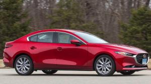 В США в срочном порядке отзывают Mazda3 из-за колес