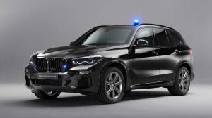 BMW X5  защитили от выстрелов из автомата Калашникова
