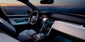 Стартовали продажи обновленного Land Rover Discovery Sport от 2 930 000 рублей